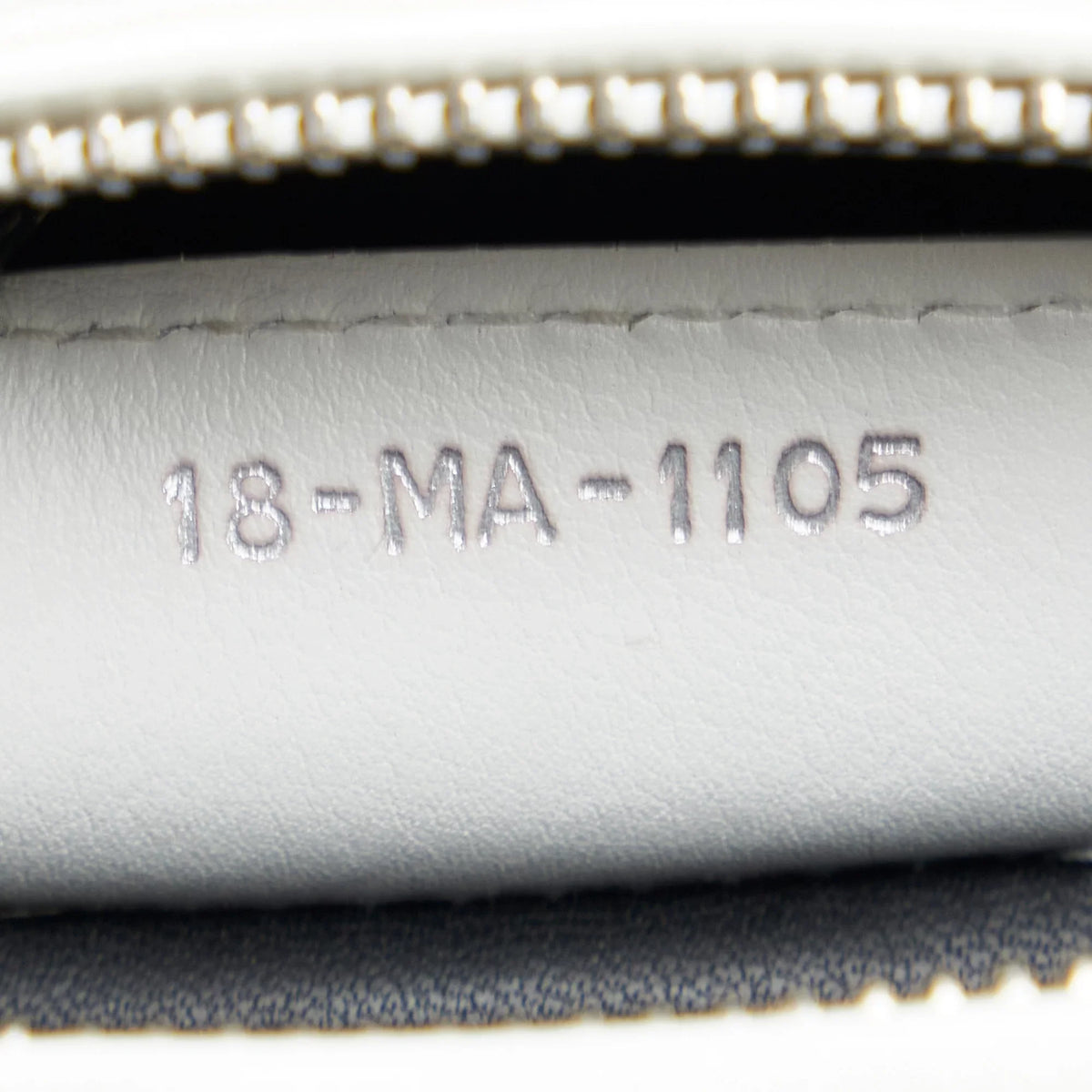 Pre-Owned Authenticated Medium Lambskin Paradise Lady Dior Leather White Satchel Unisex (Good)