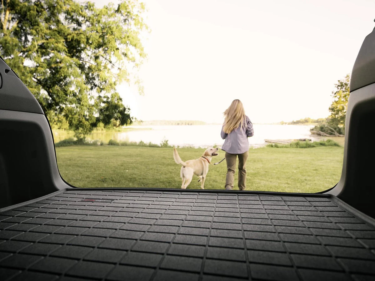 WeatherTech Cargo Trunk Liner compatible with 2017-2022 Honda -V - Cargo Tray In Highest Position, Black